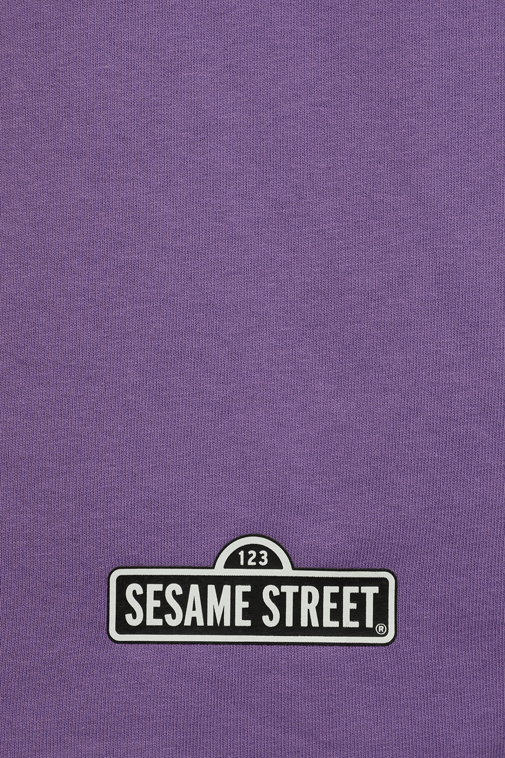 חולצת טי רחוב סומסום עם הדפס קמופלאז' AAPE