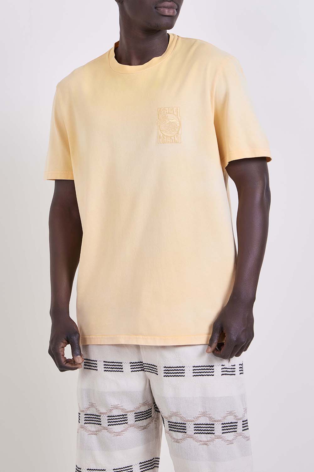 תמונת דוגמן קידמית של חולצת טי