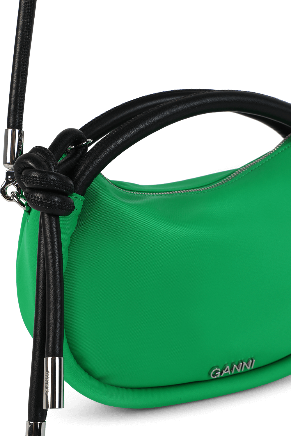 תמונת תקריב של תיק יד מיני עם אבזם