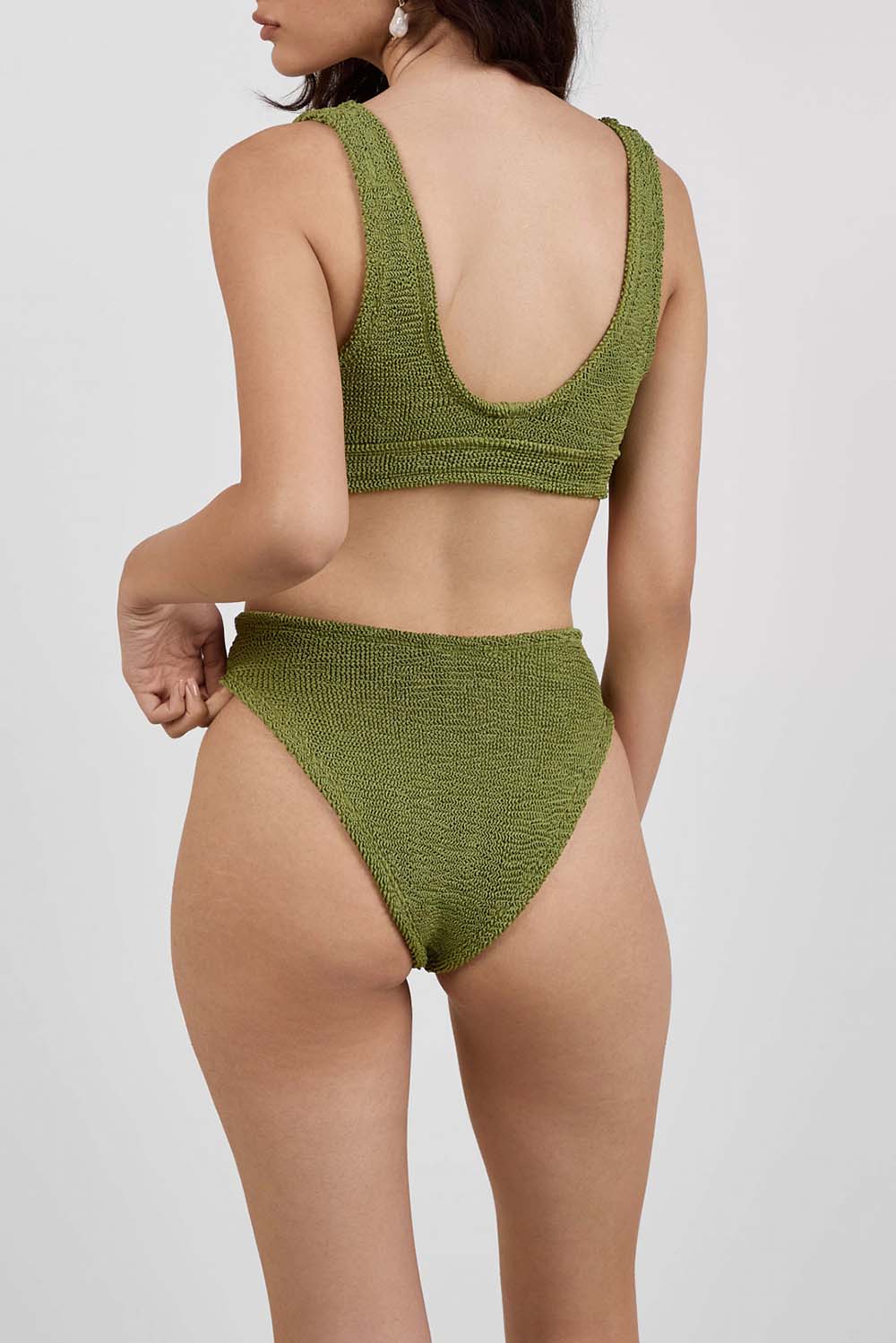 תמונת דוגמן אחורית של סט ביקיני אנג'ל