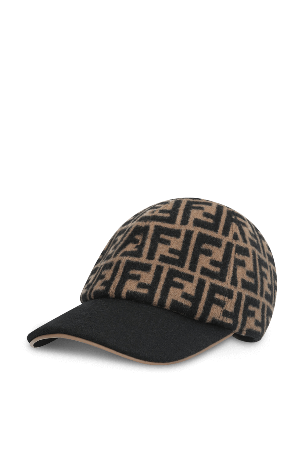 תמונה קידמית של כובע מצחייה מונוגרמה