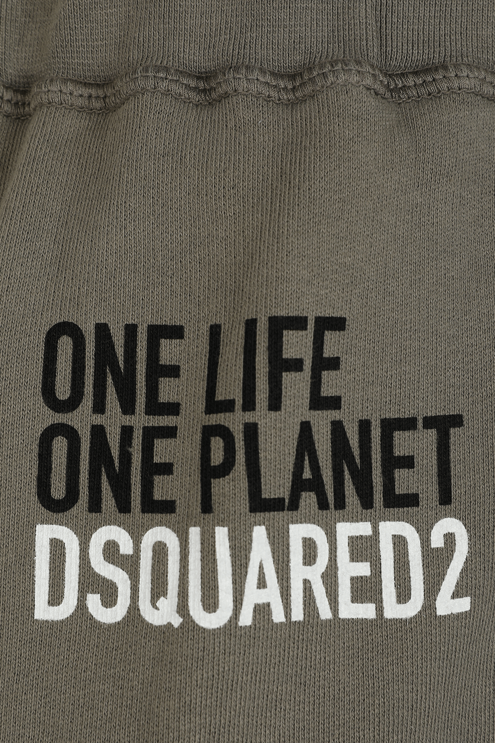 תמונה אחורית של מכנסי ג'וג קצרים וואן לייף וואן פלנט