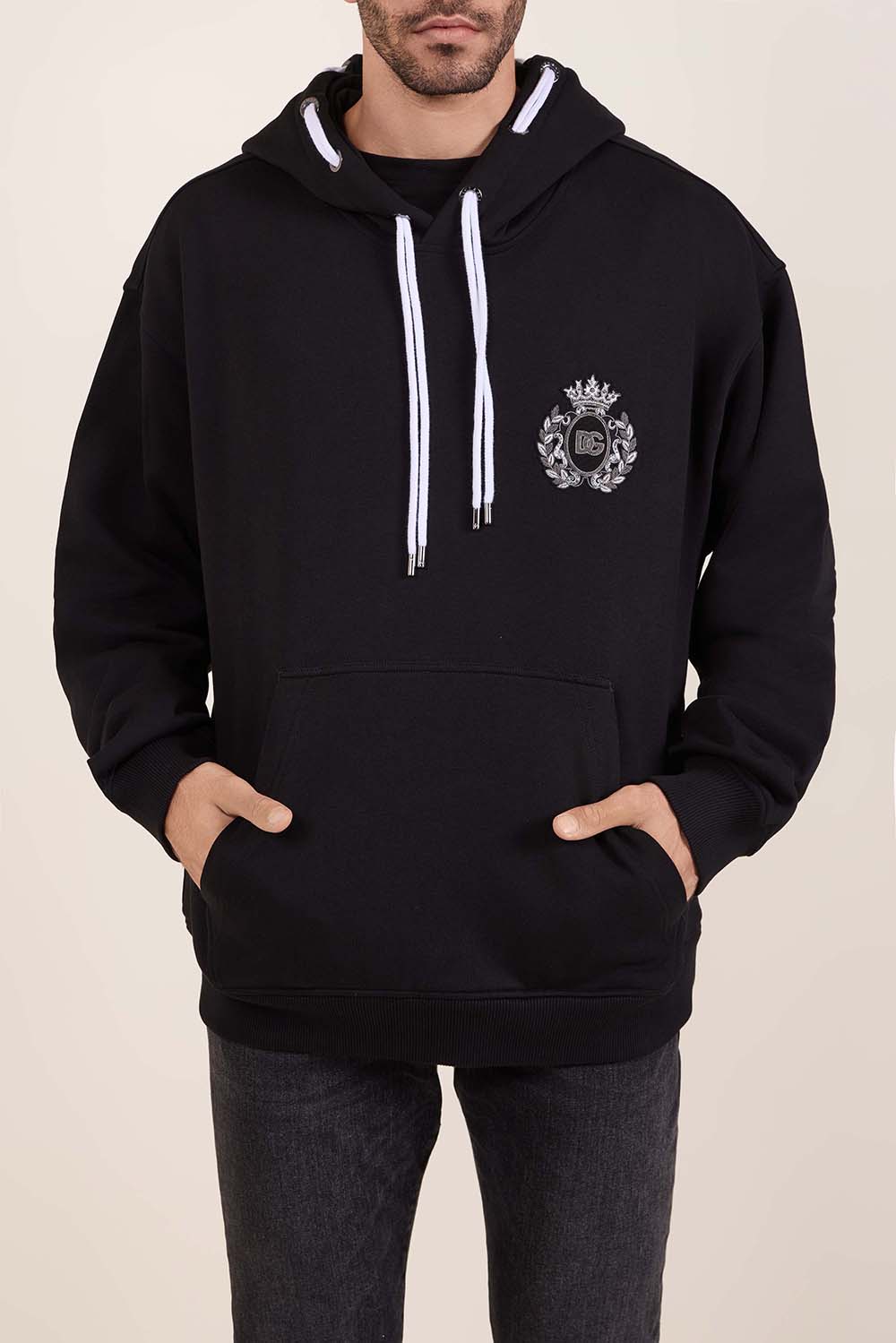 תמונת דוגמן קידמית של סווטשירט קפוצ'ון