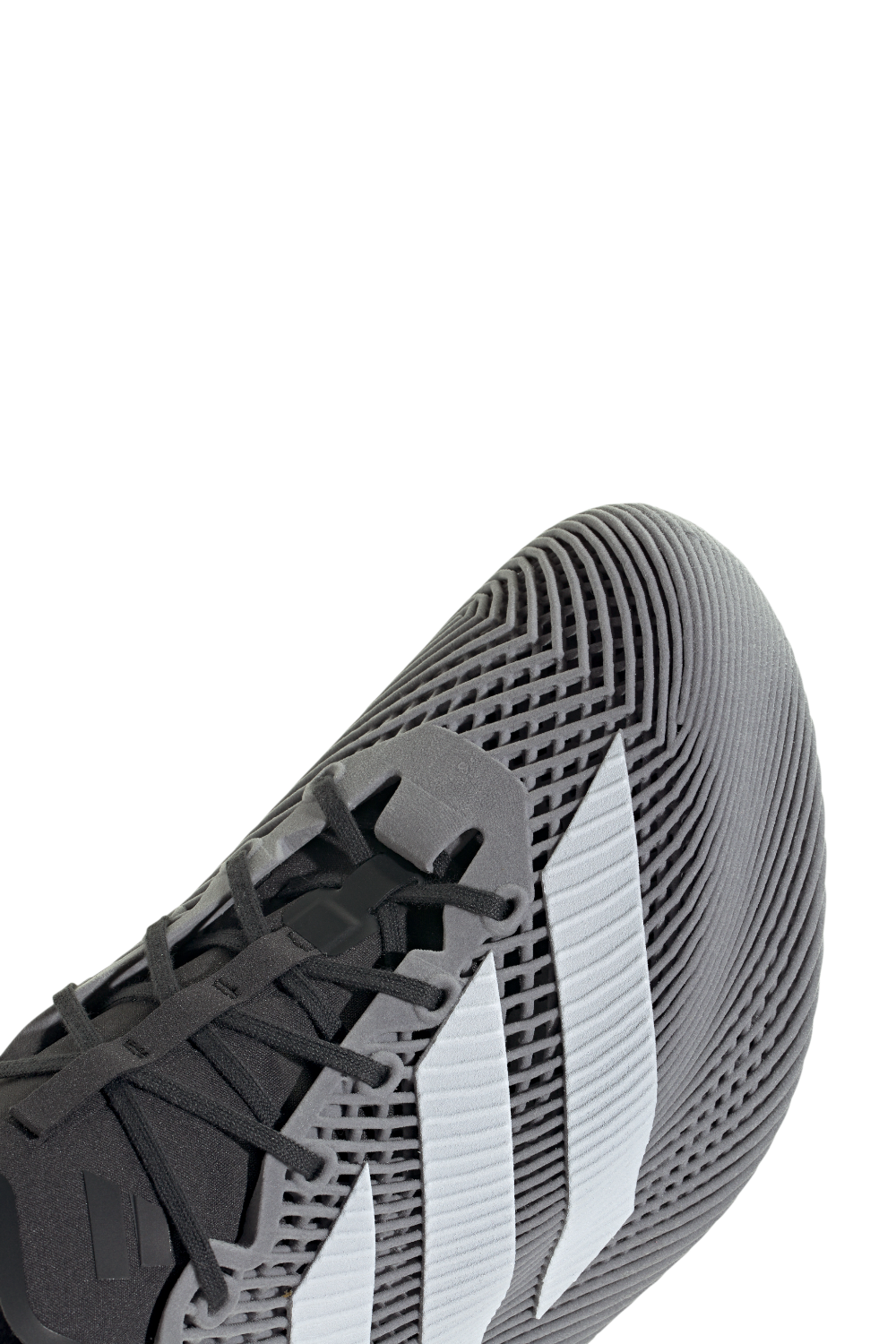 תמונת פנים של נעלי סניקרס