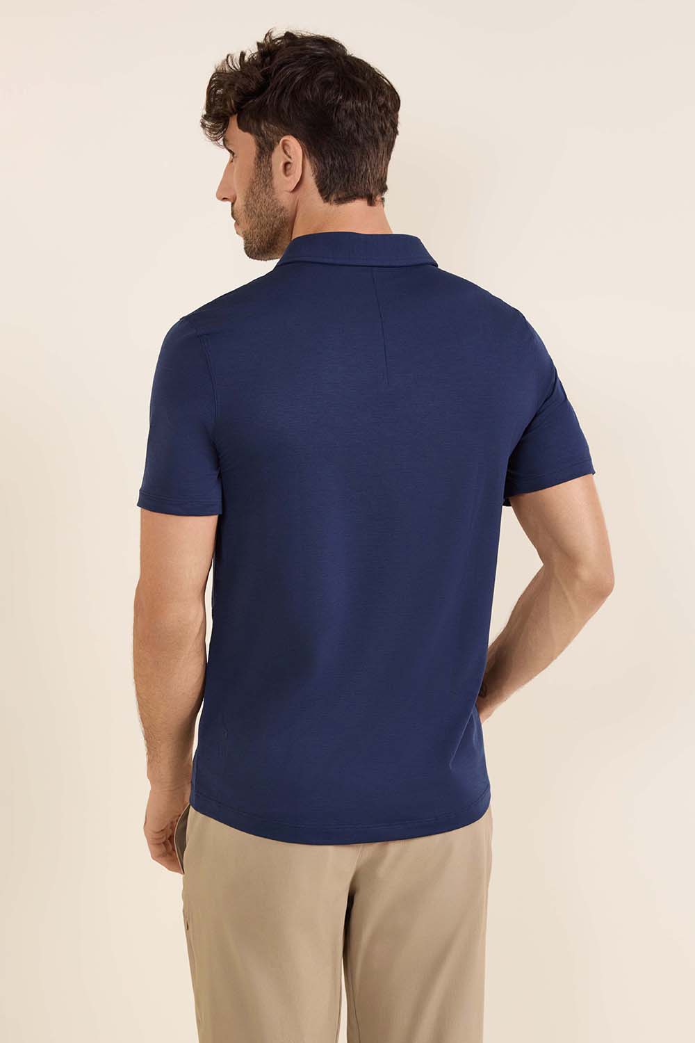 תמונת דוגמן אחורית של Evolution Short-Sleeve Polo Shirt