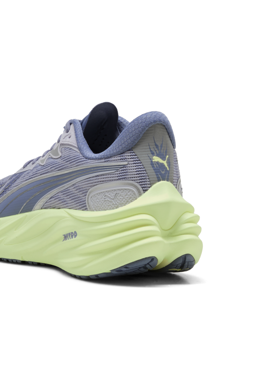 תמונת פנים של נעלי ריצה ולוסיטי ניטרו 4