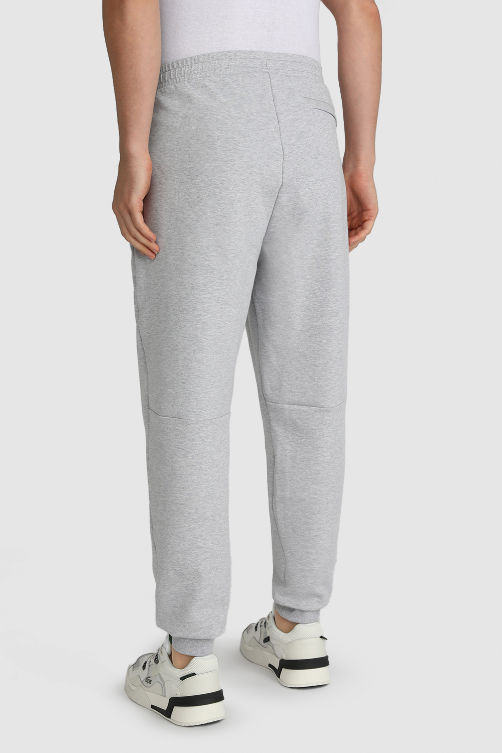 תמונת דוגמן אחורית של מכנסי ג'וג ארוכים