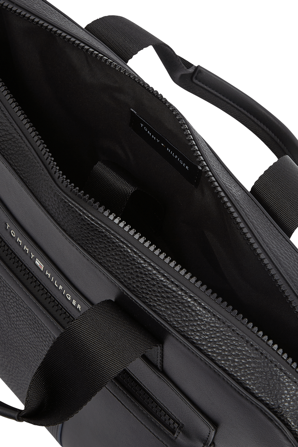 תמונת פנים של תיק ללפטופ