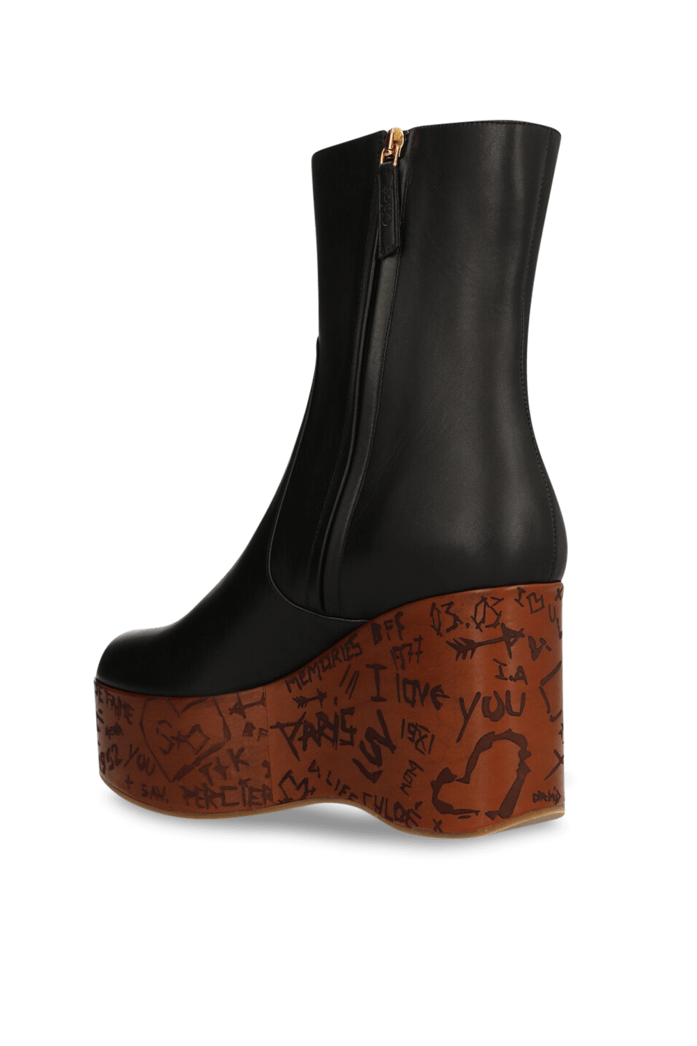 תמונה אחורית של מגפוני פלטפורמה