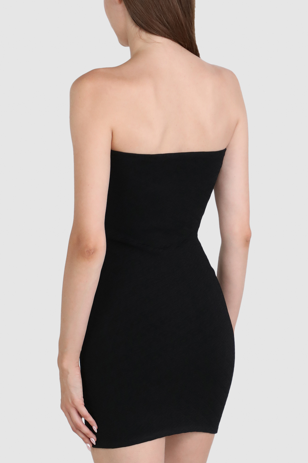 תמונת דוגמן אחורית של שמלת מיני סטרפלס