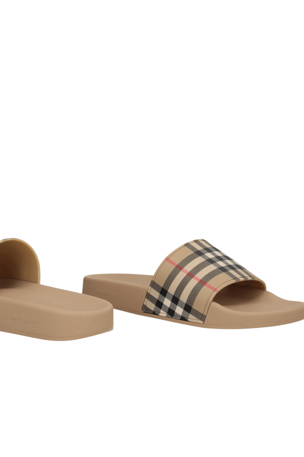 תמונת תקריב של כפכפי סלייד