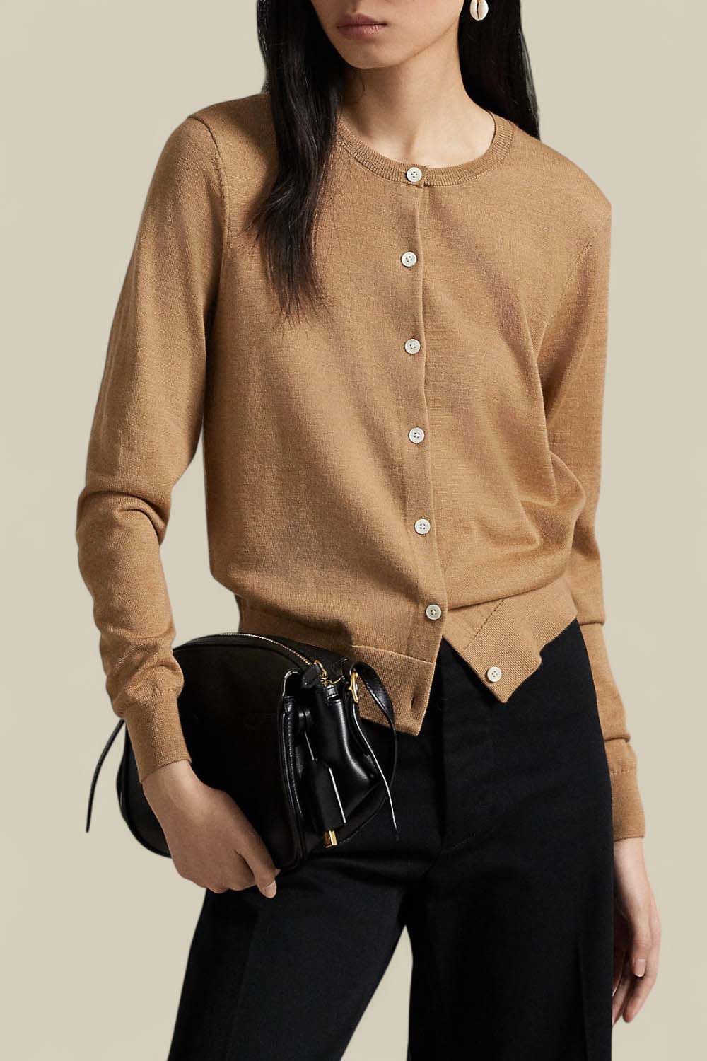 תמונת דוגמן קידמית של קרדיגן צמר