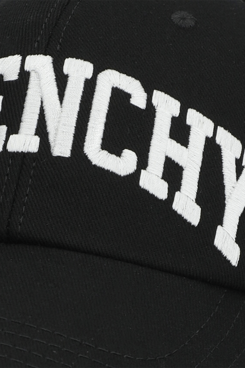 תמונת תקריב של כובע בייסבול