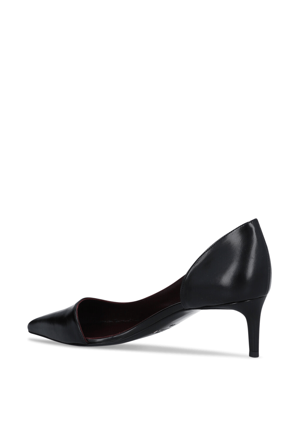 תמונה אחורית של נעלי עקב דארוסיי