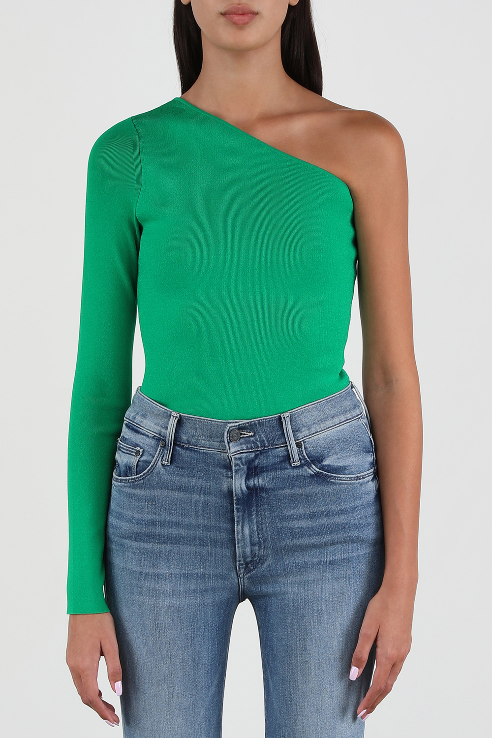 תמונת דוגמן קידמית של חולצה אופנתית א-סימטרית