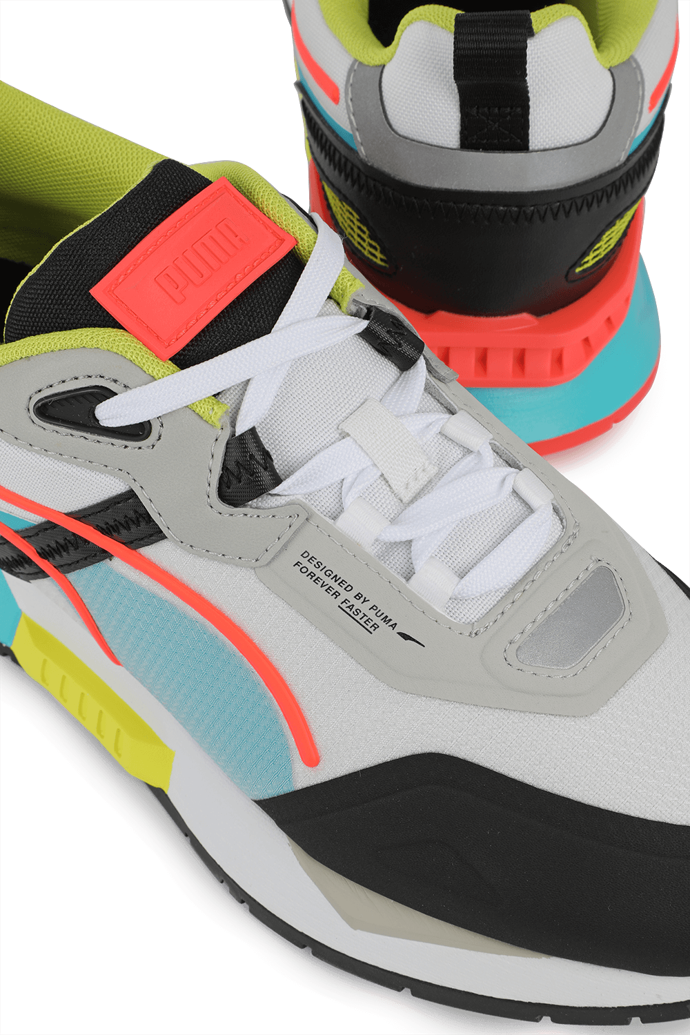 תמונת תקריב של Mirage Tech Sneakers in Black and Orange