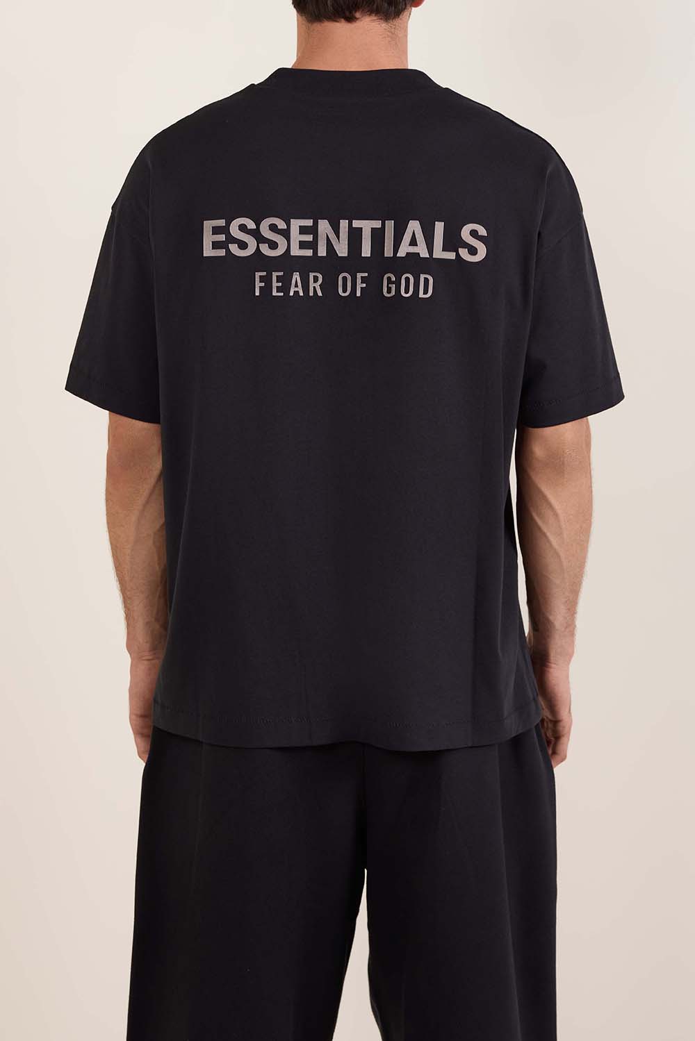 תמונת תקריב דוגמן של חולצת טי