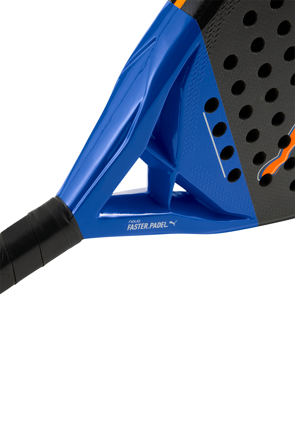 תמונה אחורית של מחבט לפאדל נובה