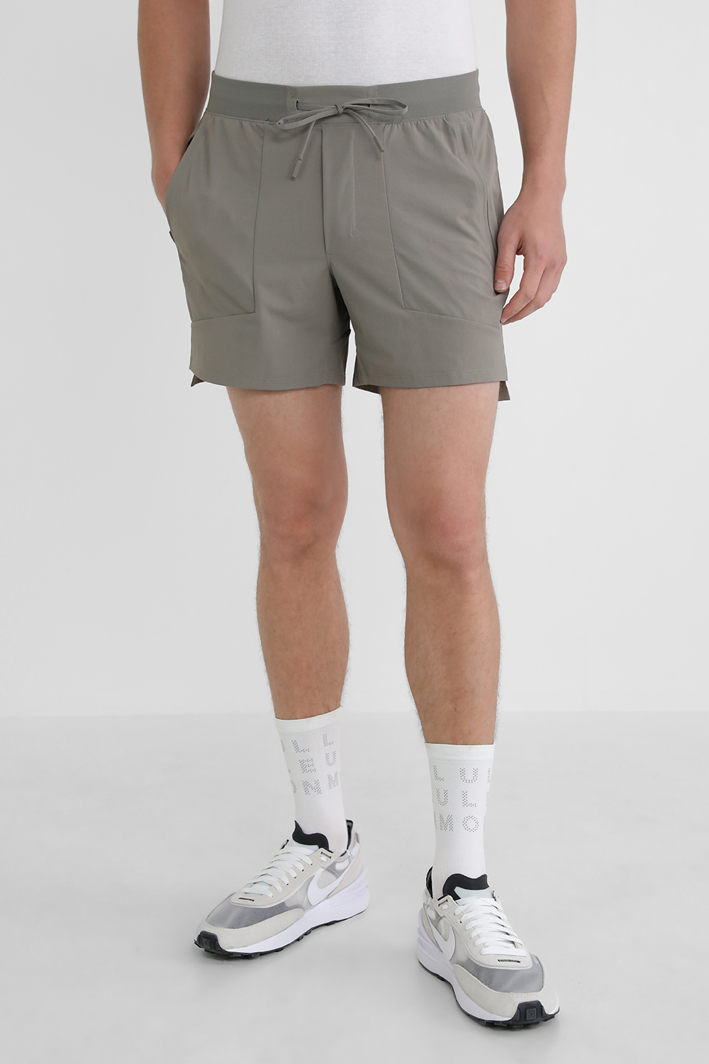 תמונת דוגמן קידמית של License to Train Linerless Short 5