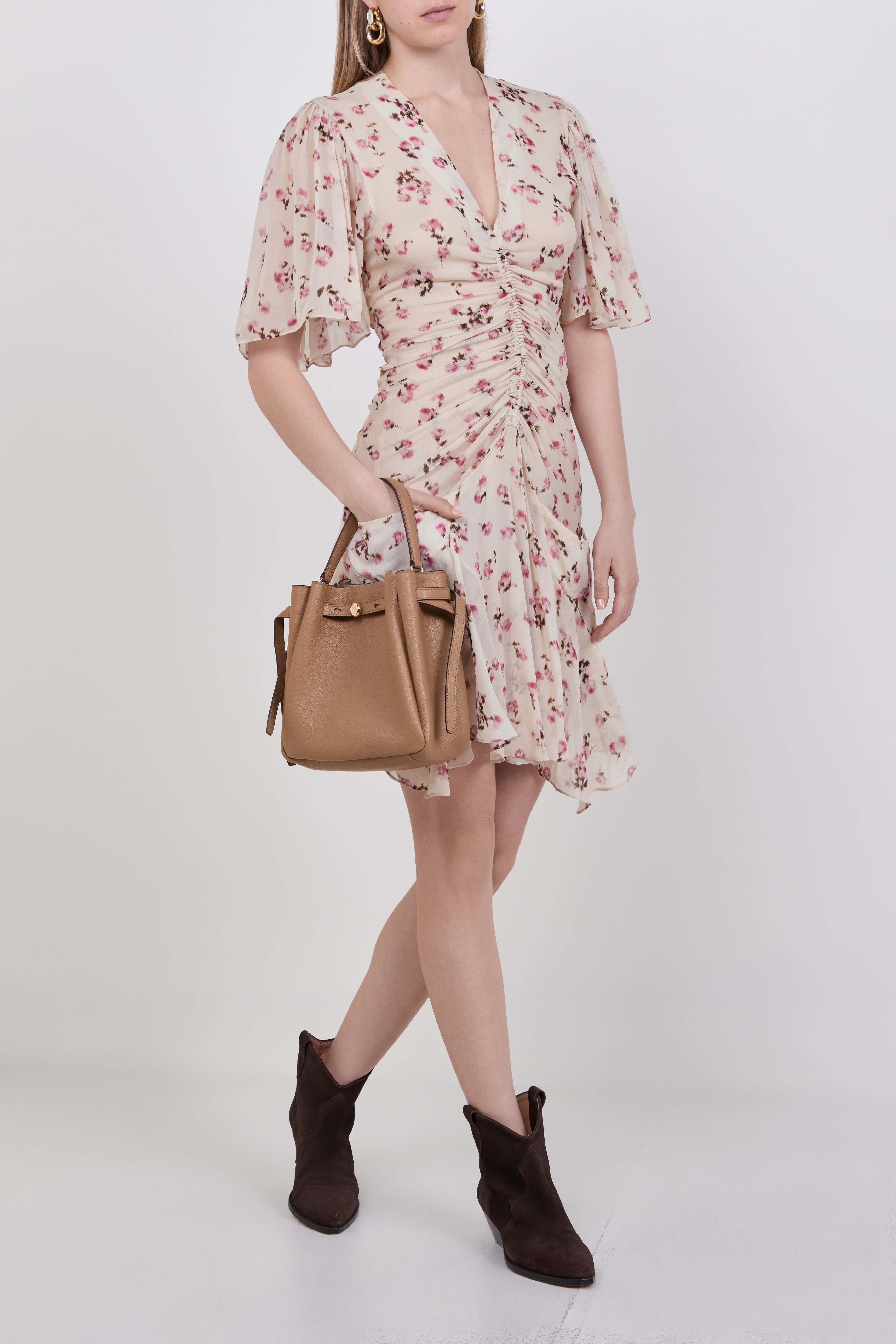 תמונת דוגמן קידמית של תיק נשיאה