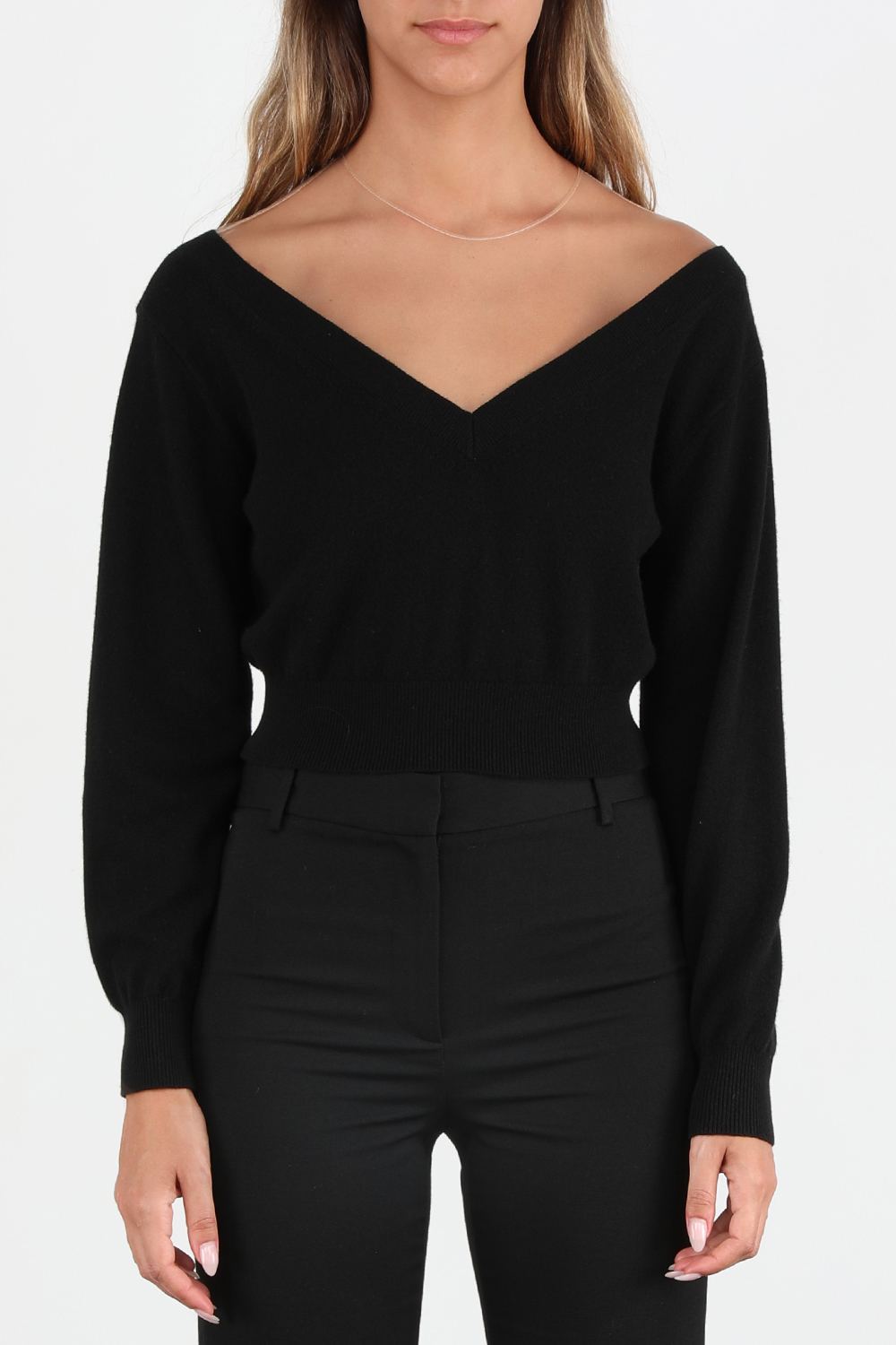 תמונת דוגמן קידמית של סוודר אילוז'ן קרופ מקשמיר עם טול שקוף