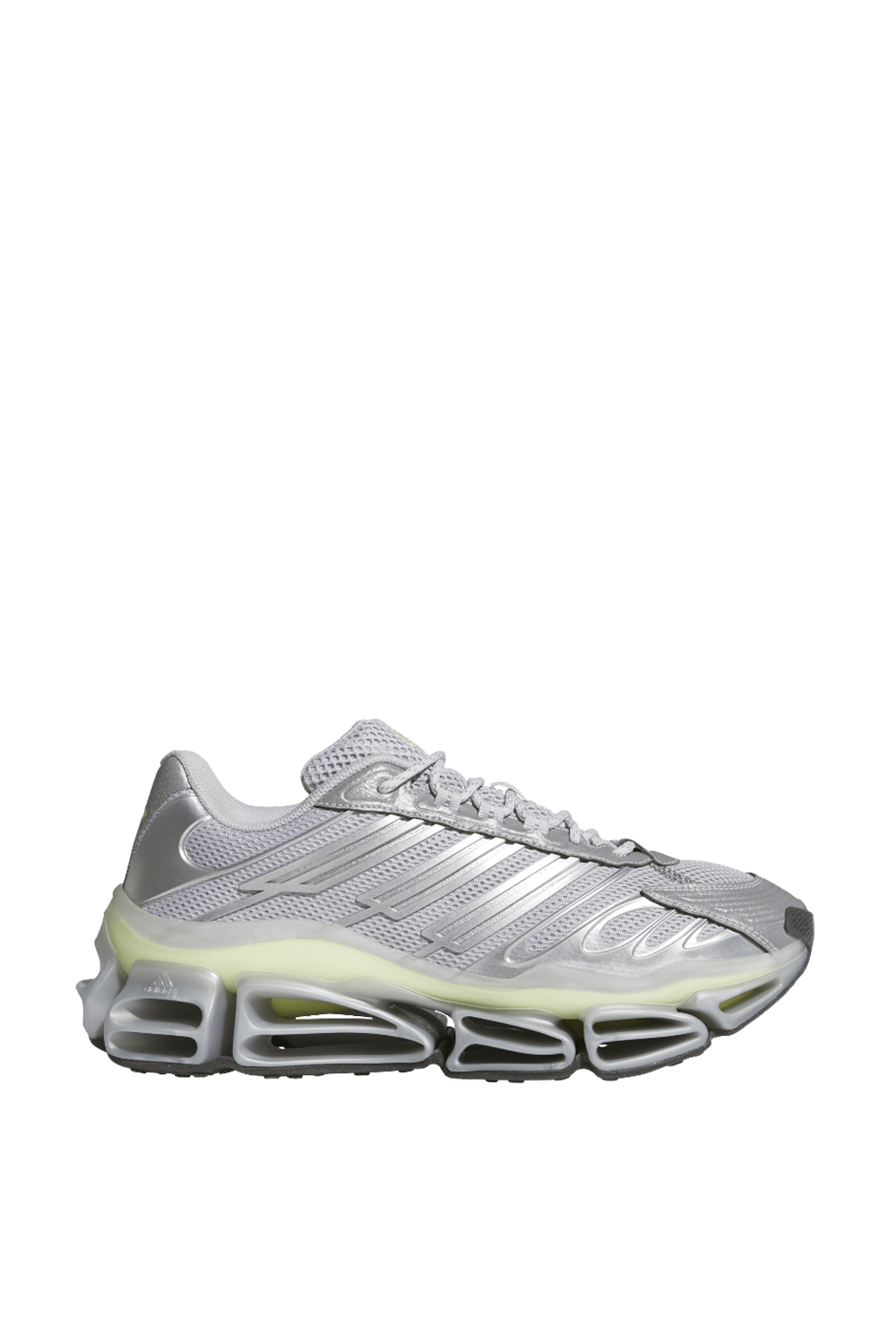 תמונה קידמית של נעלי סניקרס מגהרייד AG