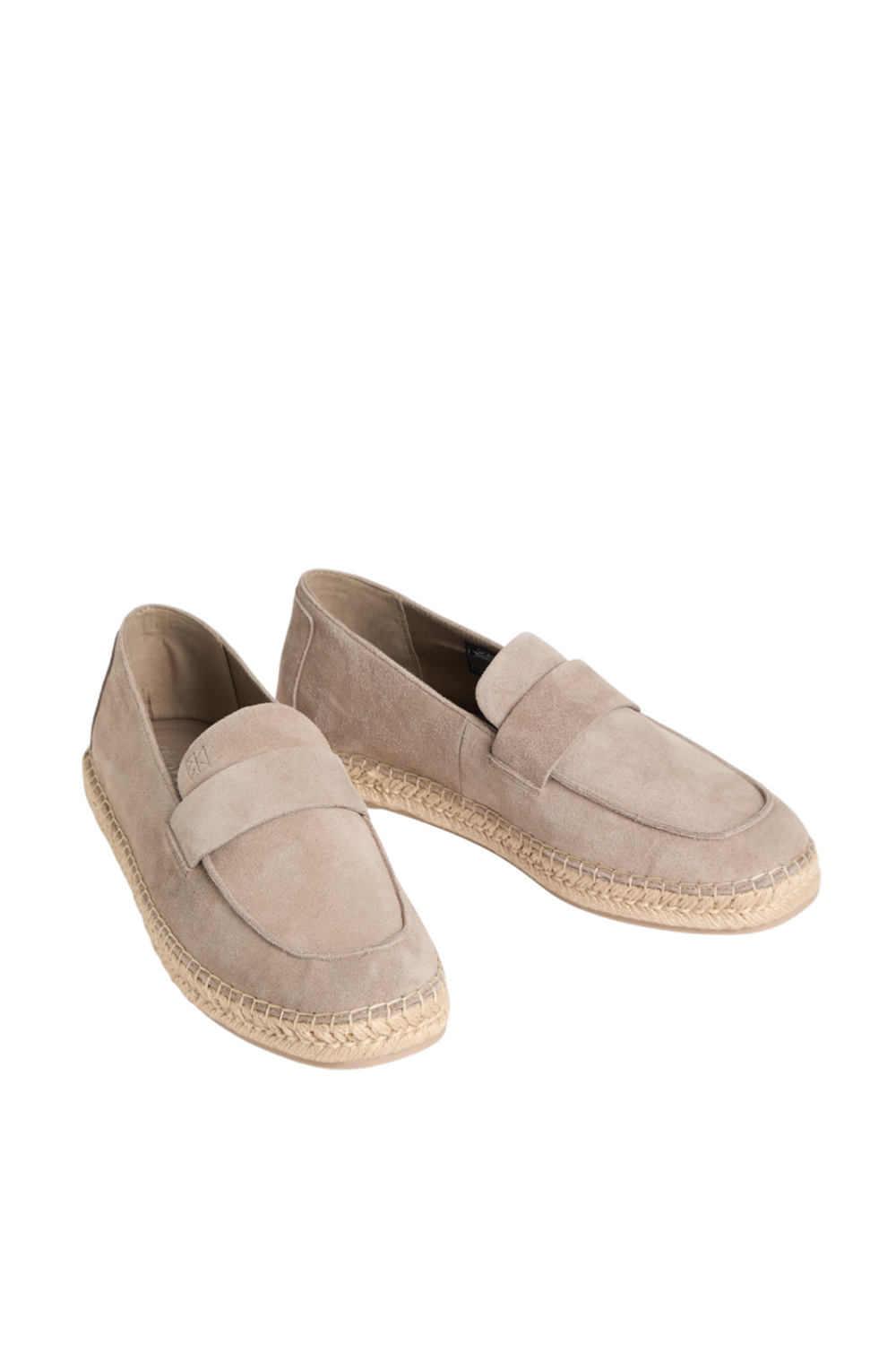 תמונה אחורית של נעלי אספדריל