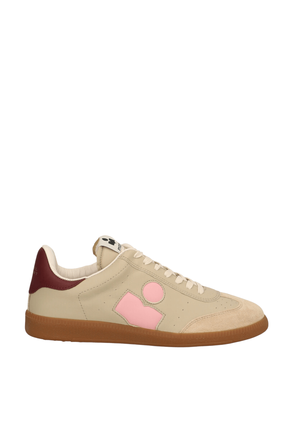 תמונה קידמית של נעלי סניקרס