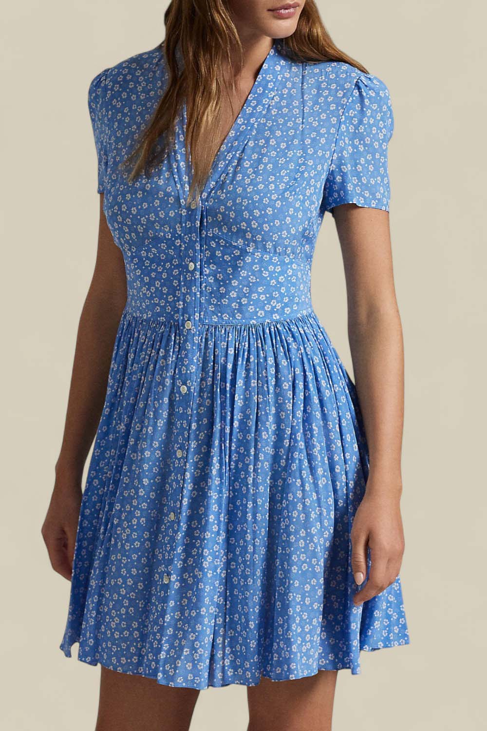 תמונת דוגמן קידמית של שמלת מיני