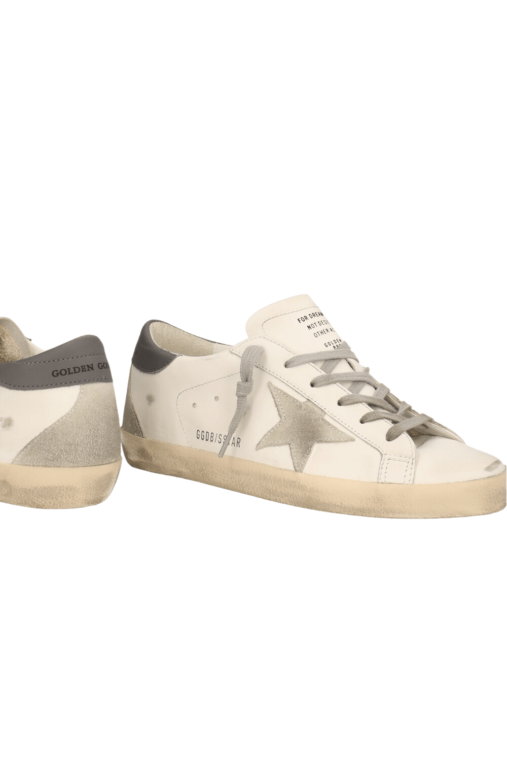 תמונת תקריב של נעלי סניקרס סופר סטאר