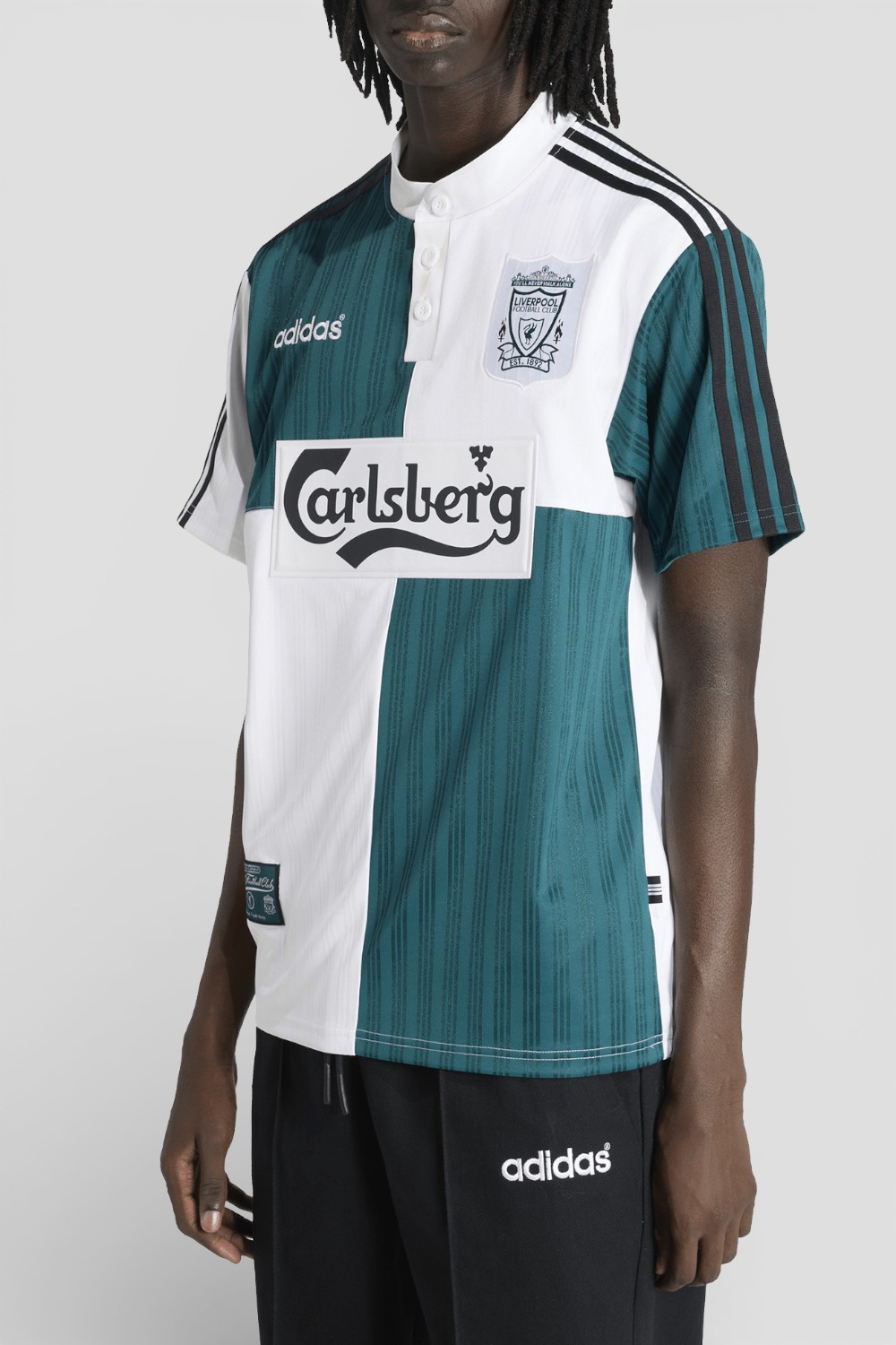 תמונת דוגמן קידמית של חולצת כדורגל