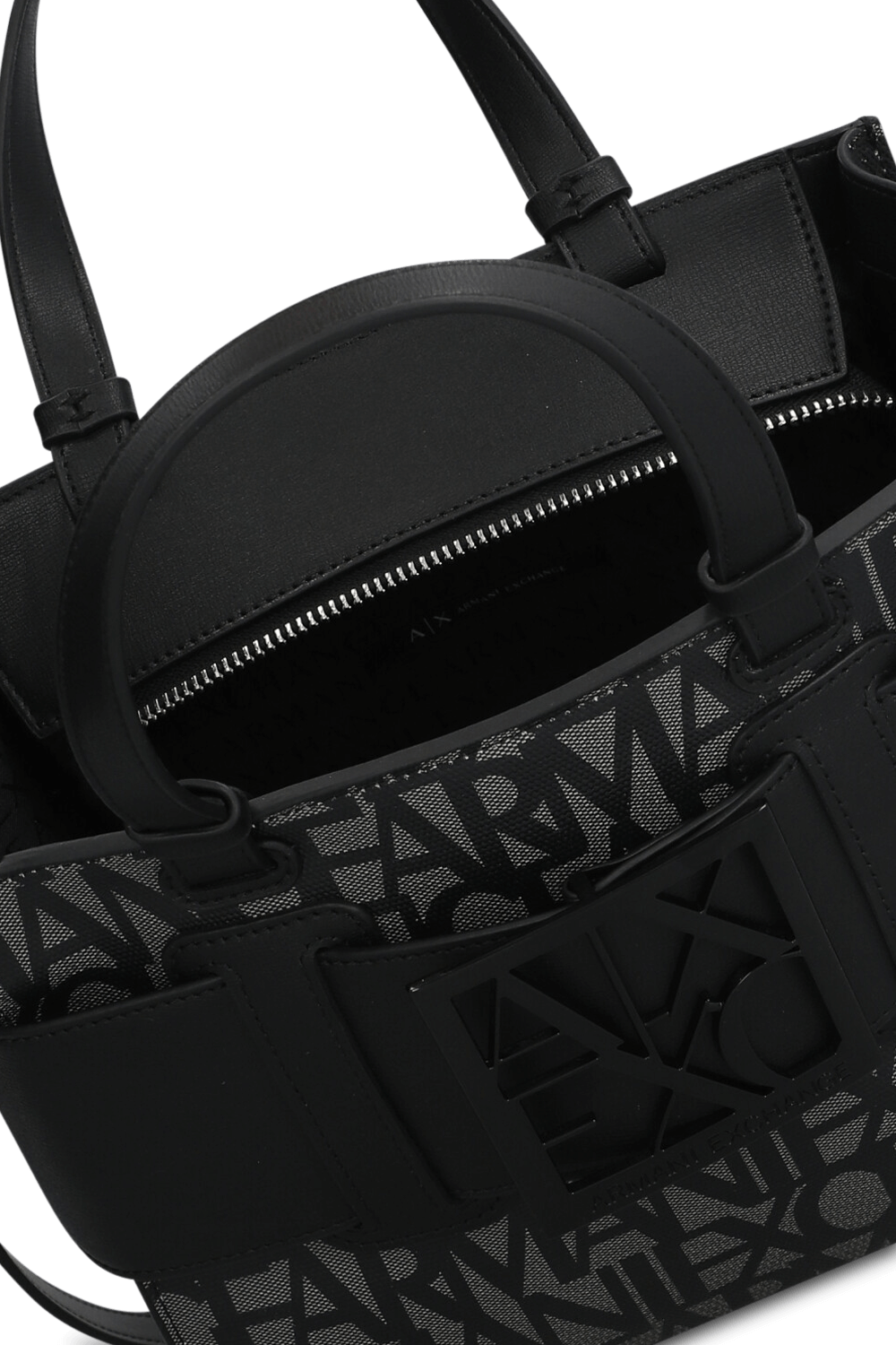 תמונת פנים של תיק טוט