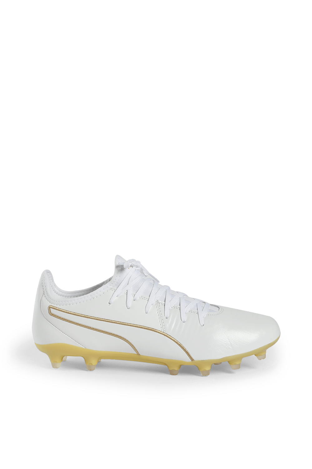 תמונה קידמית של King Pro FG Football Shoes in White