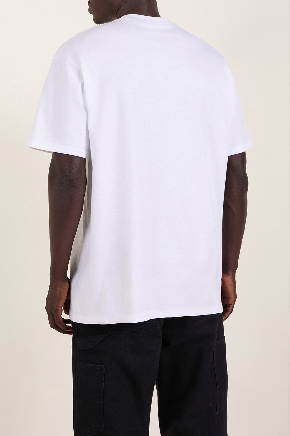 תמונת תקריב דוגמן של חולצת טי