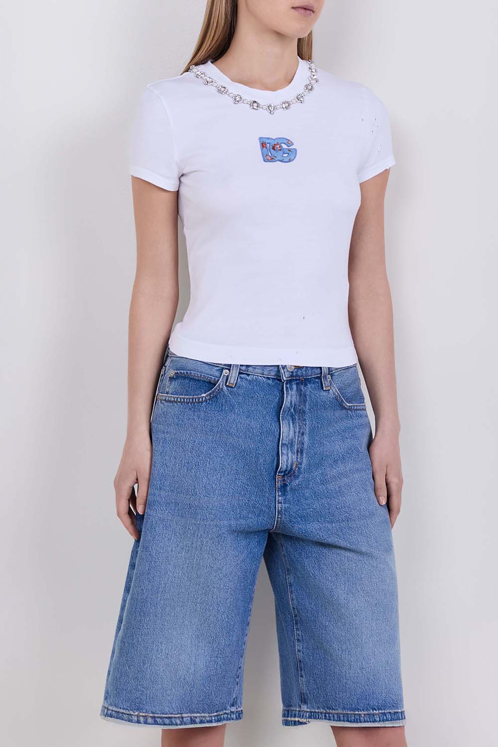 תמונת דוגמן קידמית של חולצת טי