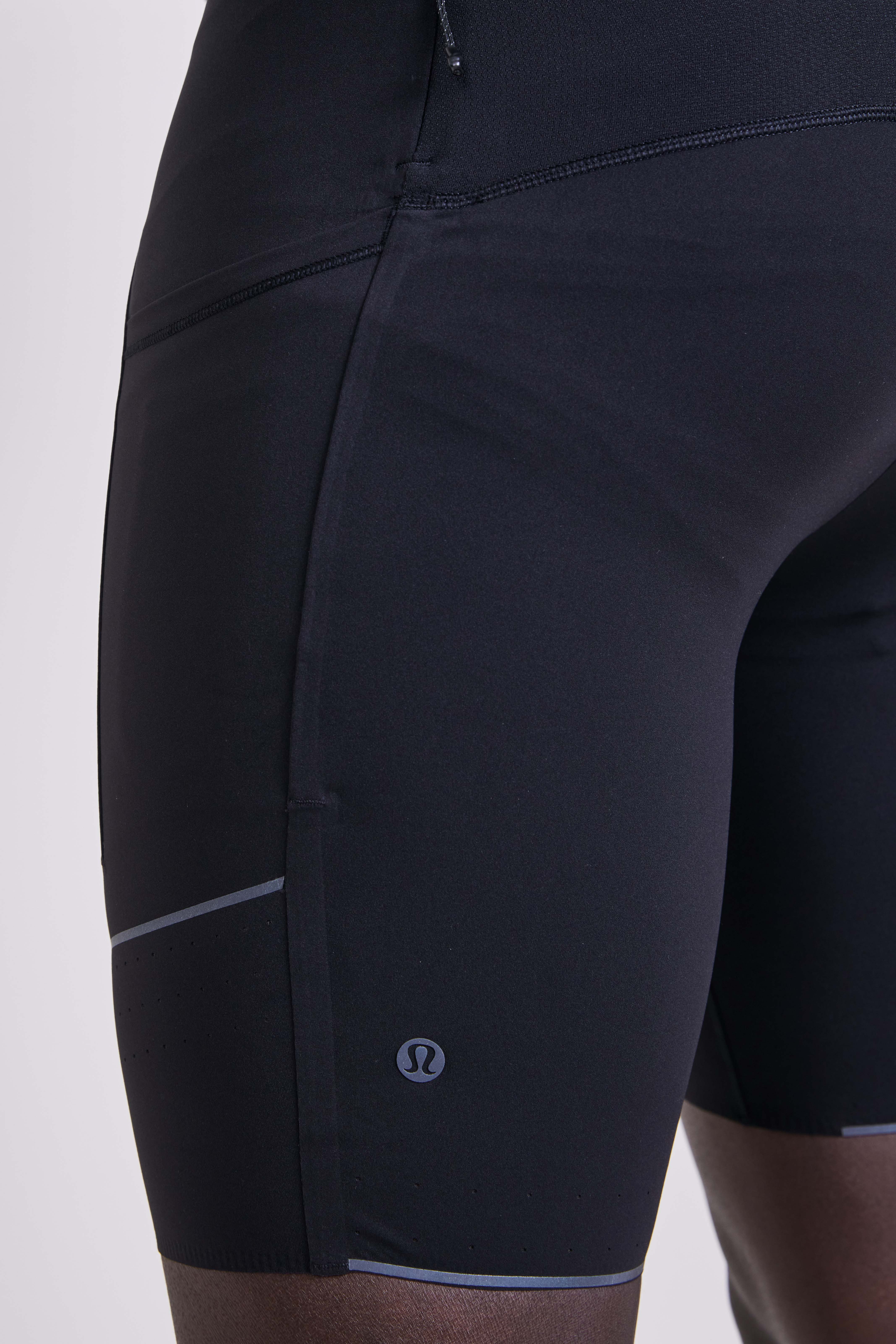 תמונת תקריב דוגמן של Fast and Free Half Tight 8''