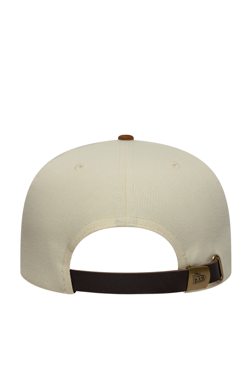 תמונה אחורית של כובע מצחייה