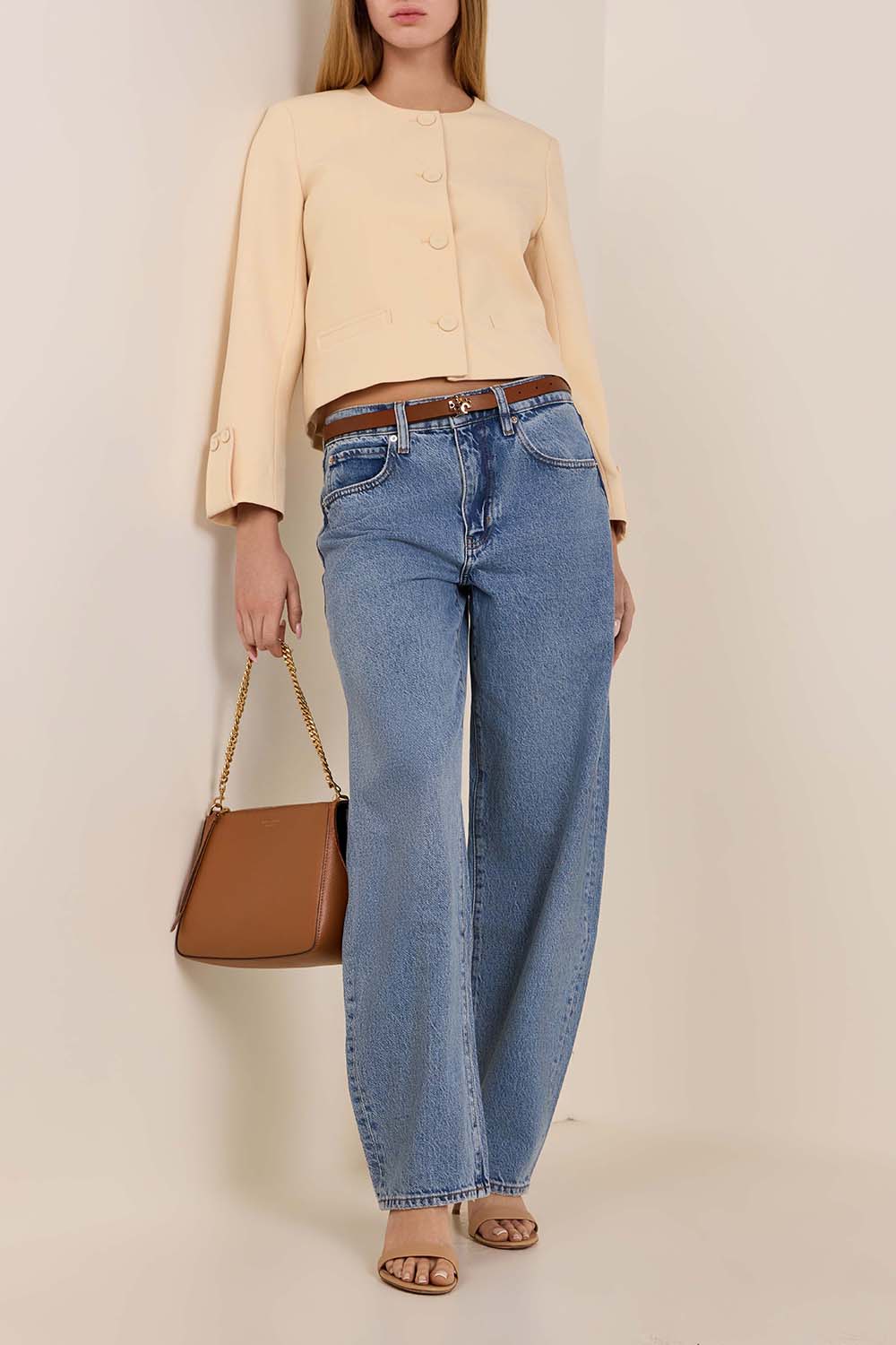 תמונת דוגמן קידמית של חגורה דו-צדדית