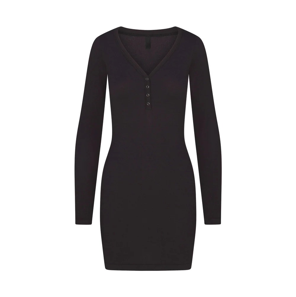 תמונה קידמית של HENLEY DRESS