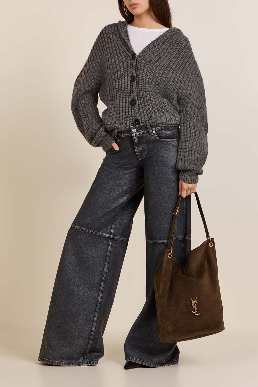 תמונת דוגמן קידמית של תיק יד ניקי באקט