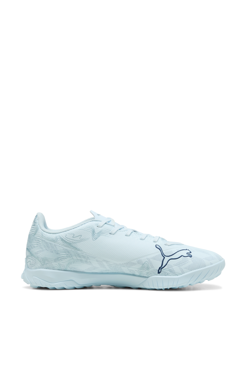 תמונה קידמית של נעלי סניקרס