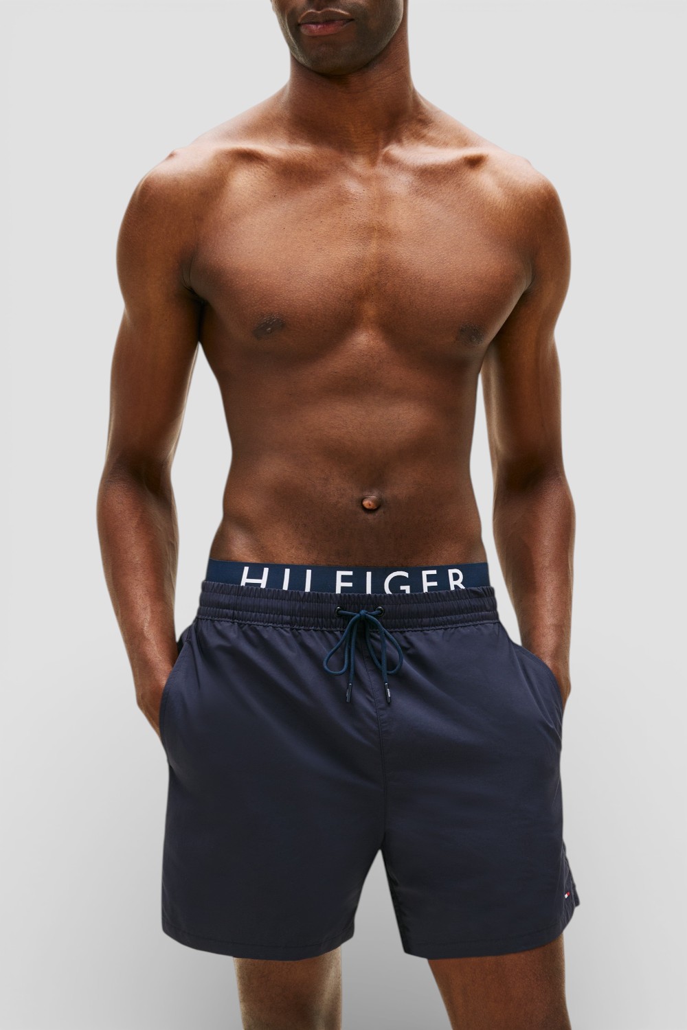 תמונת דוגמן קידמית של מכנסי בגד ים