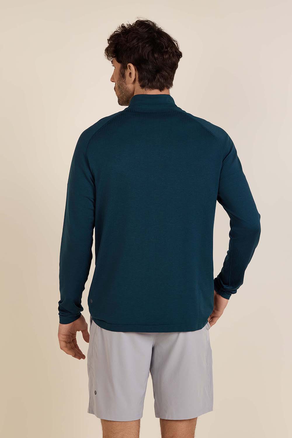 תמונת דוגמן אחורית של Metal Vent Tech Half Zip