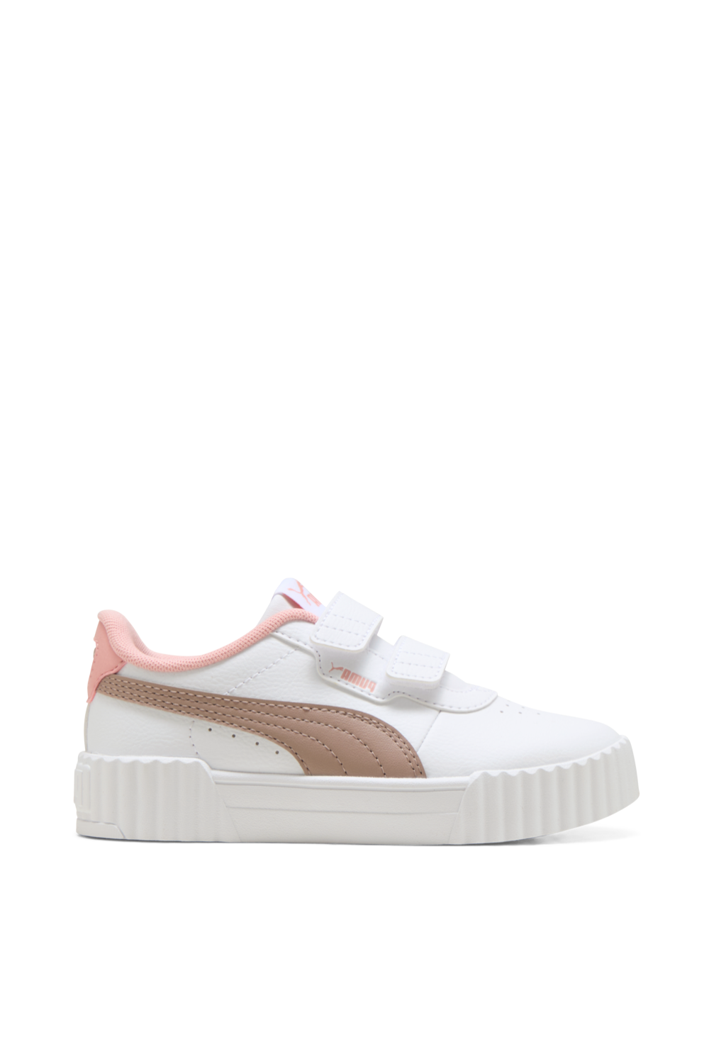 תמונה קידמית של נעלי סניקרס