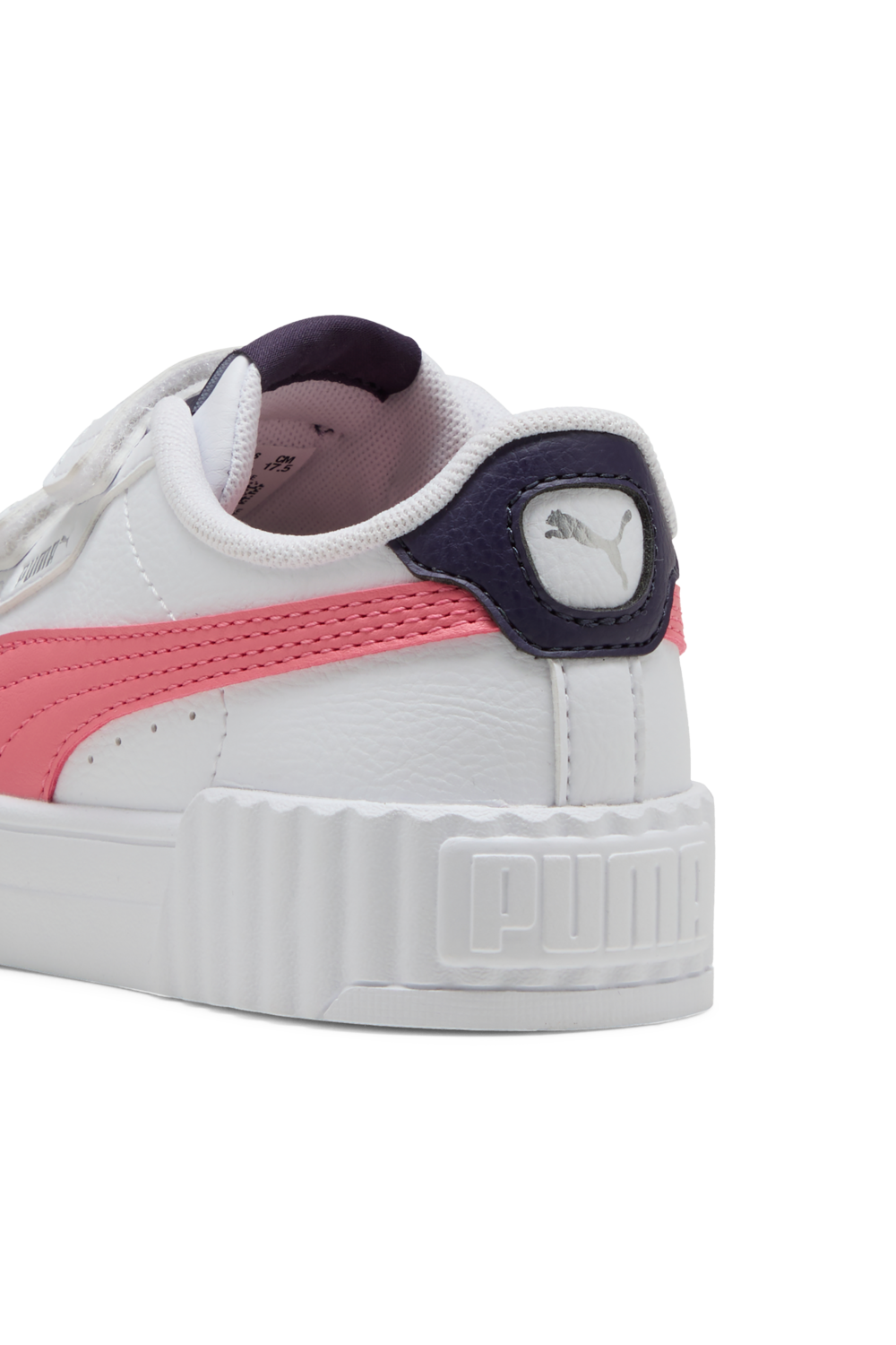 נעלי סניקרס