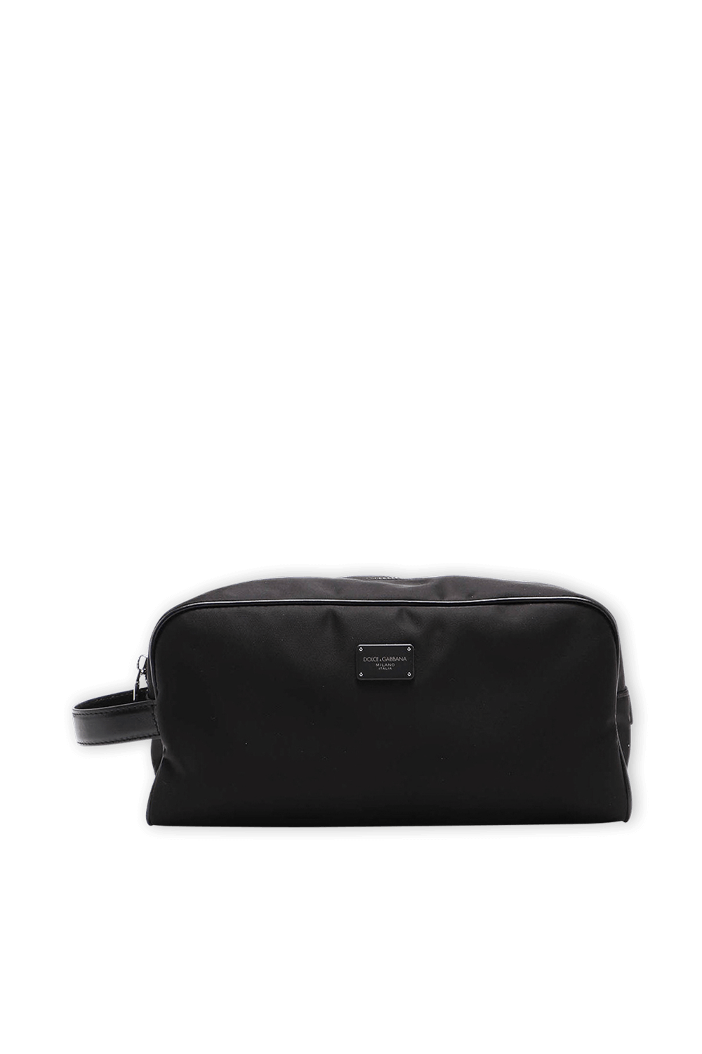 תמונה קידמית של NECESSAIRE