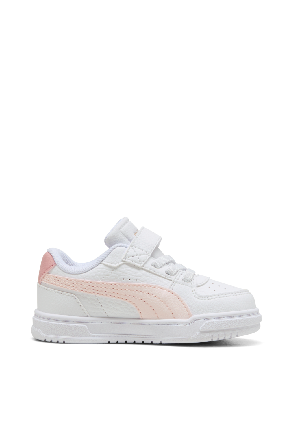 תמונה קידמית של נעלי סניקרס