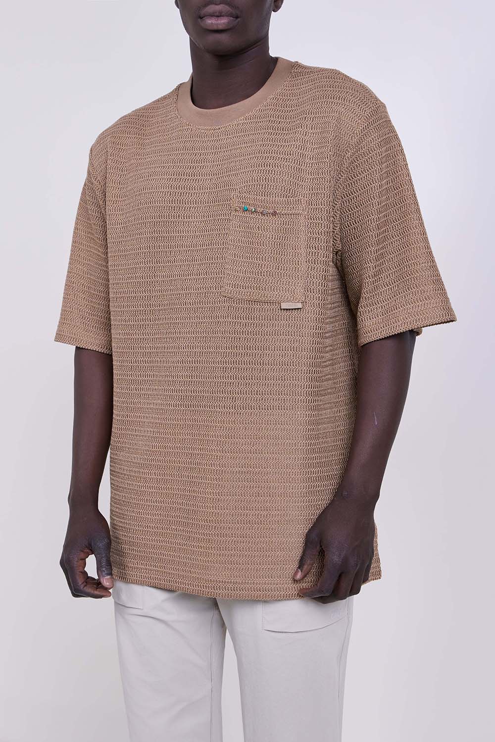 תמונת דוגמן קידמית של סריג טי אוברסייז