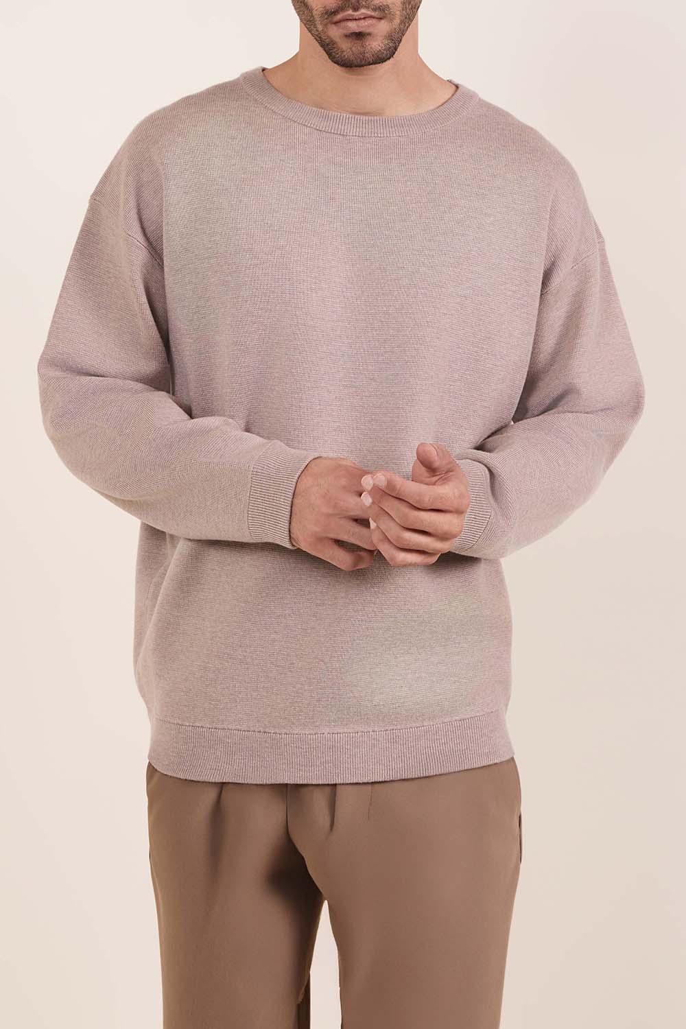 תמונת דוגמן קידמית של חולצת סריג