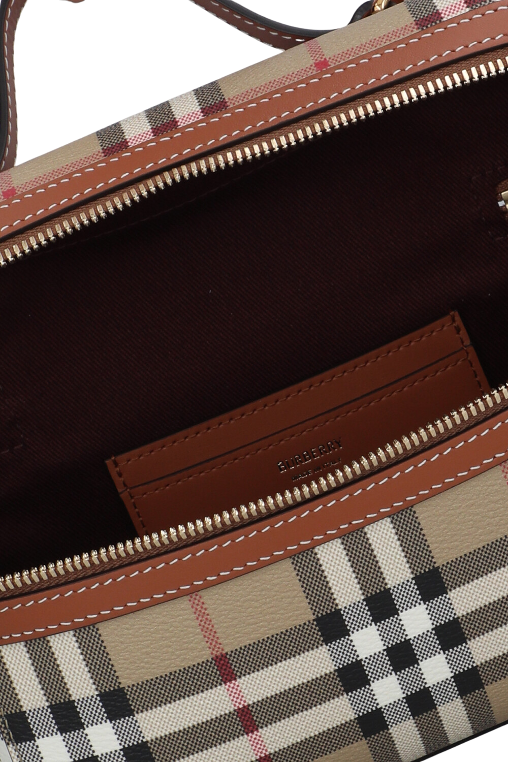 תמונת פנים של תיק כתף